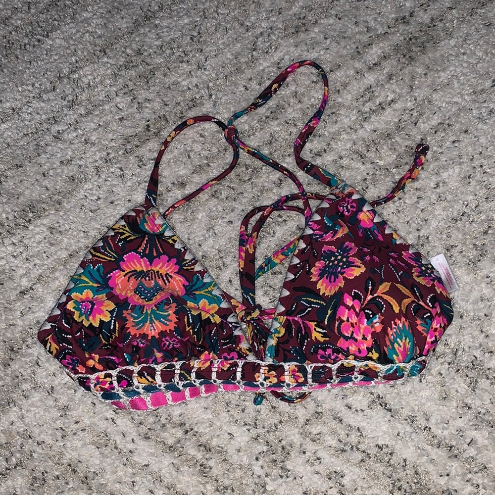 Bikini top